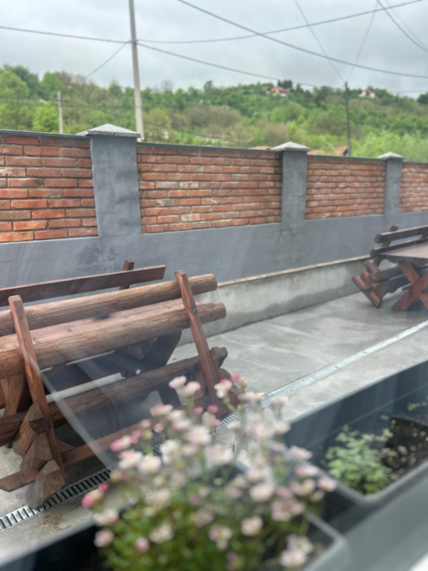 Apartmani Star ทูซลา ภายนอก รูปภาพ